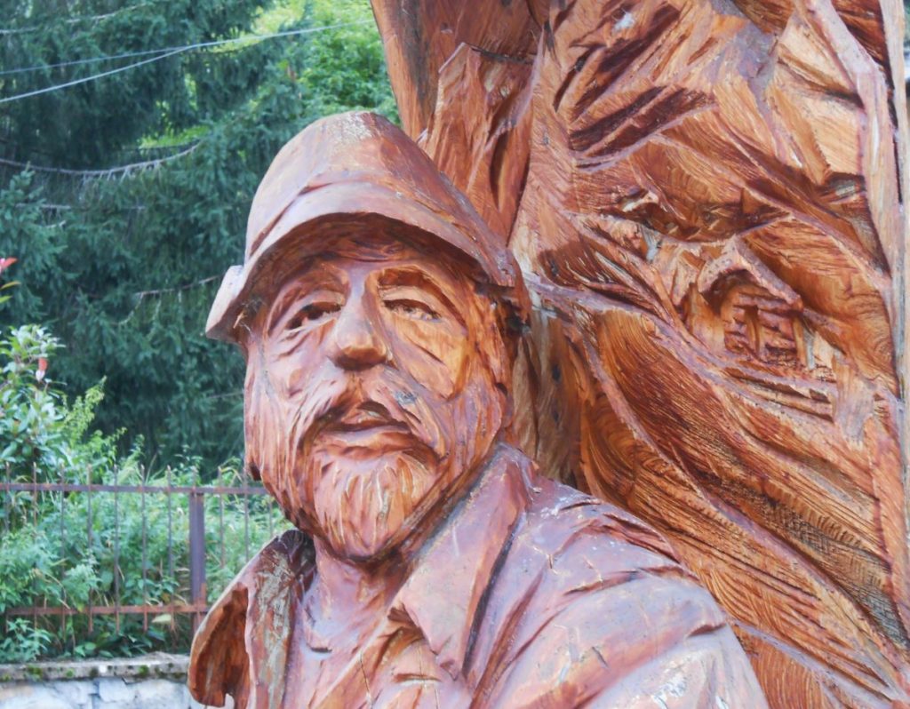 Limonetto. Un omaggio al marghé, il pastore di mandrie. Foto Lorenzo Volpe