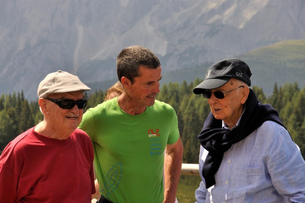 Otti Innerkofler con il Presidente Napolitano ed Emanuele Macaluso. Foto Archivio Paola Gigliotti