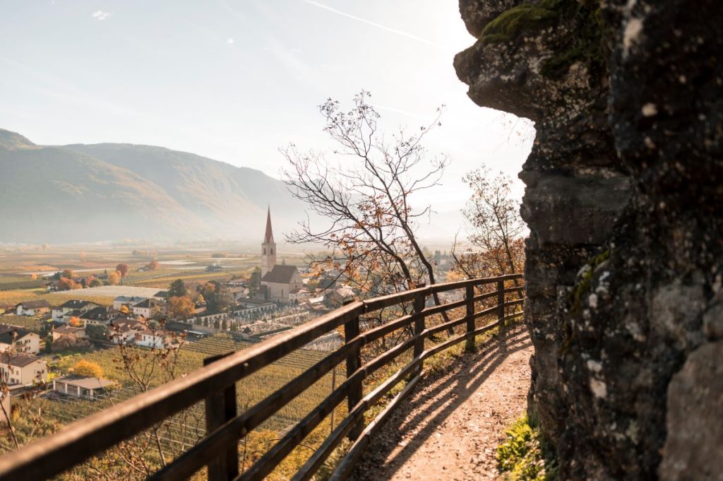 Sentiero della roggia Brandis a Lana @ IDM Südtirol-Alto Adige, Patrick Schwienbacher