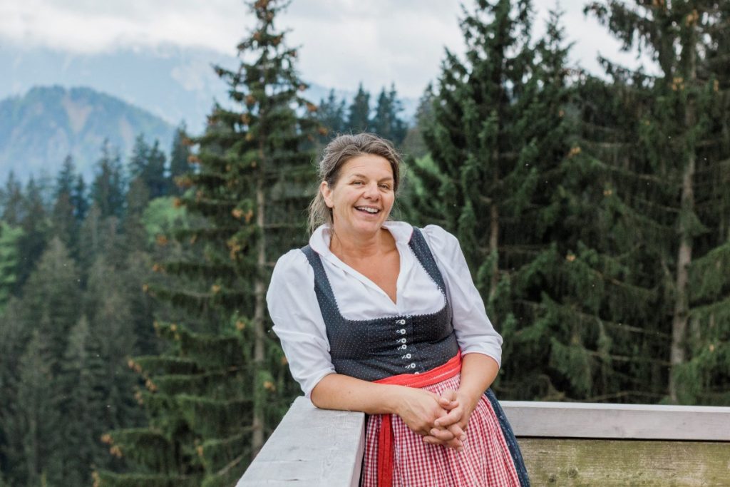 Silvia Beyer, la proprietaria della Hündeleskopfhütte © Vipasana Roy