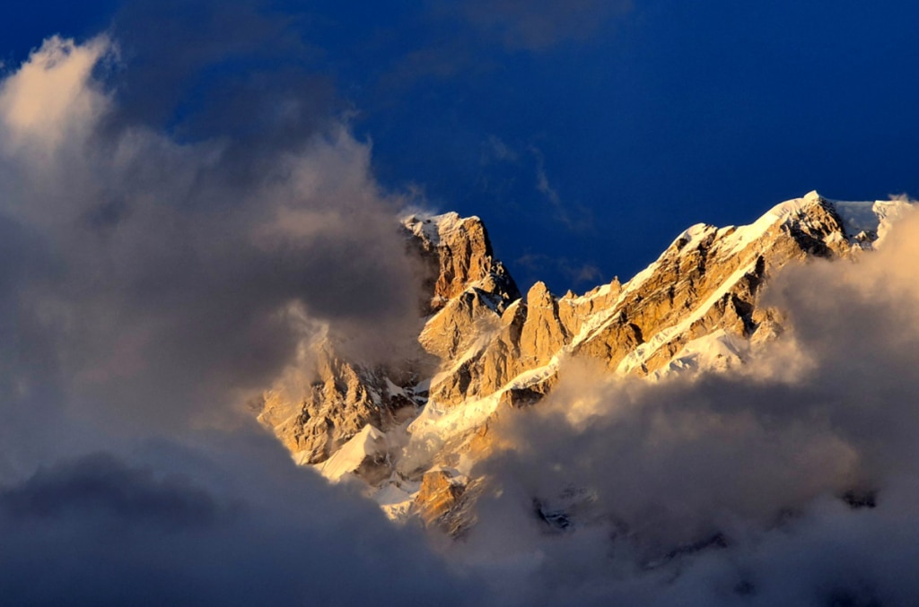 Il Kedarnath Peak dal santuario, foto Stefano Ardito