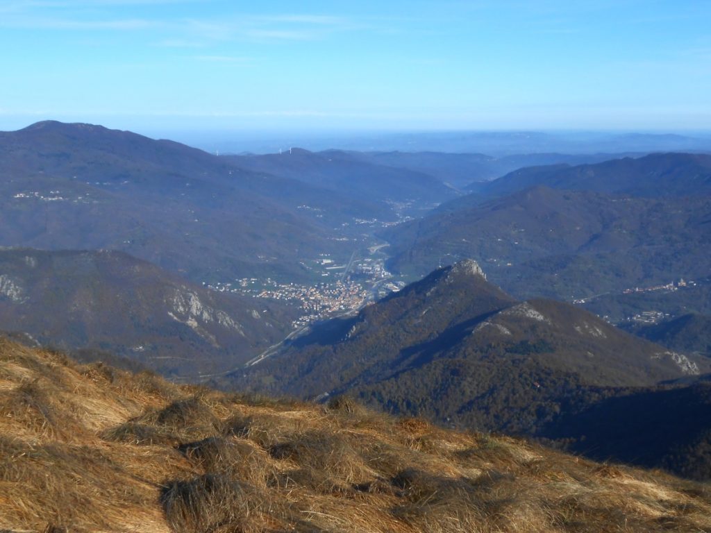 Garessio e la bassa valle del Tanaro. Foto Lorenzo Volpe