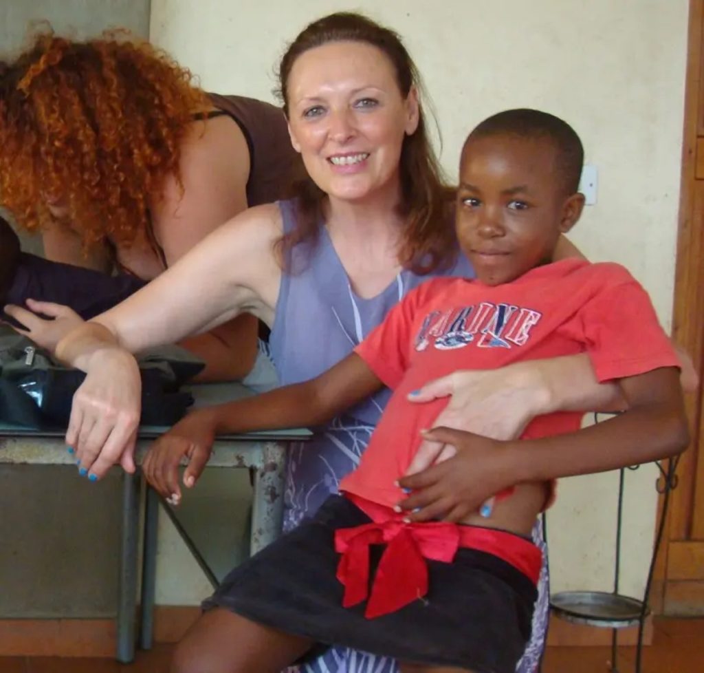 Iris Gherbesi, la rifugista del Carlo Porta. Ha vinto il Premio Meroni per le sue opere di solidarietà