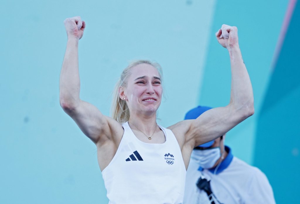 Janja Garnbret subito dopo la scalata che le ha garantito l