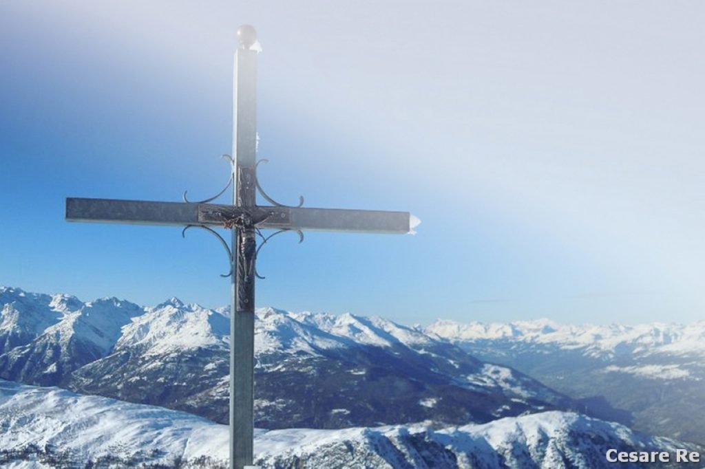 La croce di vetta dello Spitzhörli. Foto Cesare Re