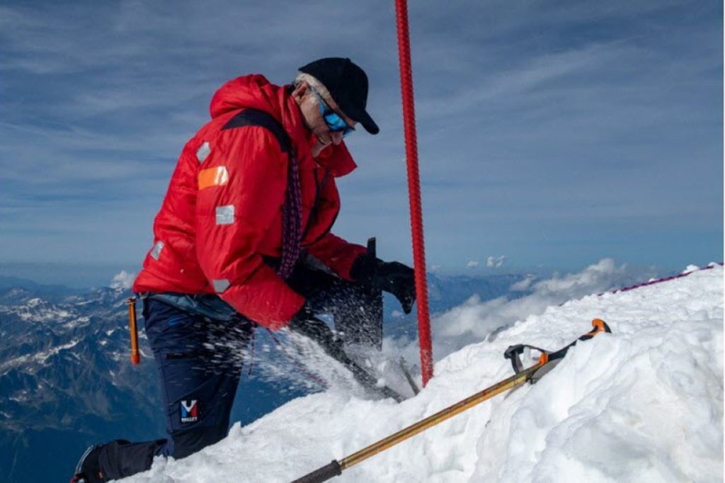 Profit mentre toglie i pali