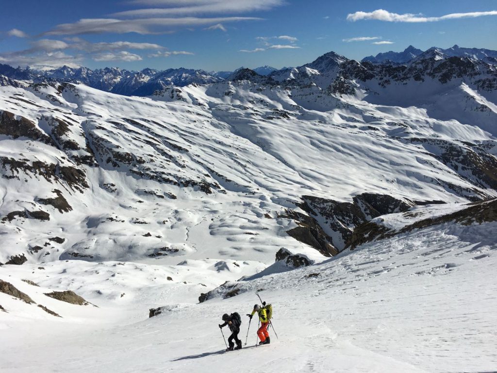 Risalendo i pendii sostenuti della Grande Rochère. Foto D. Bionaz