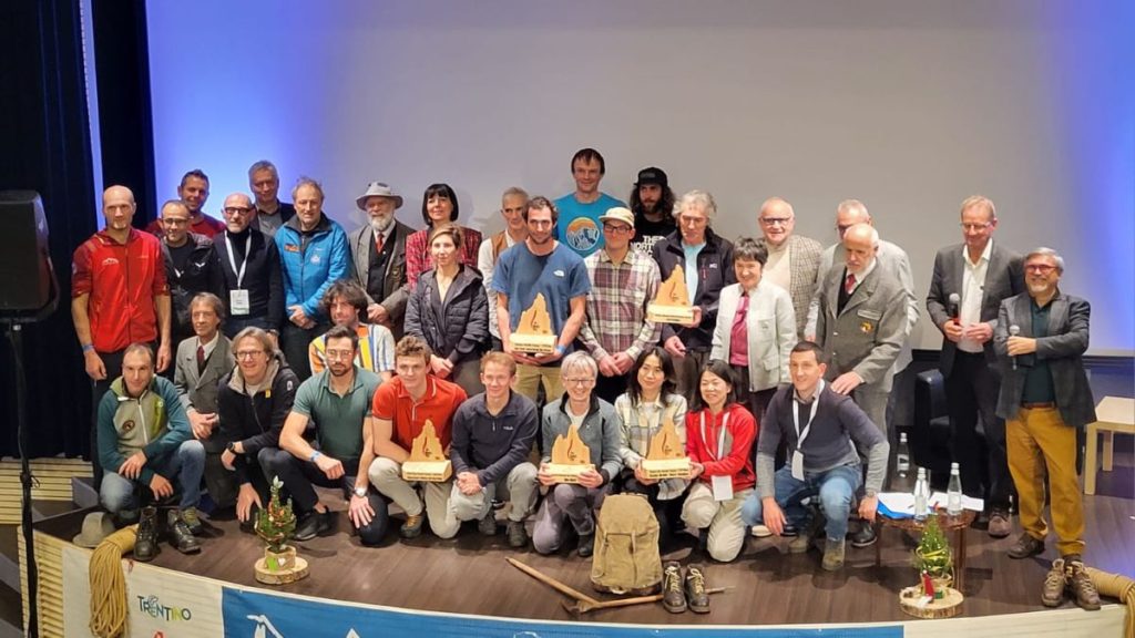 Foto di gruppo con tutti i pemiati. Foto Monica Malfatti
