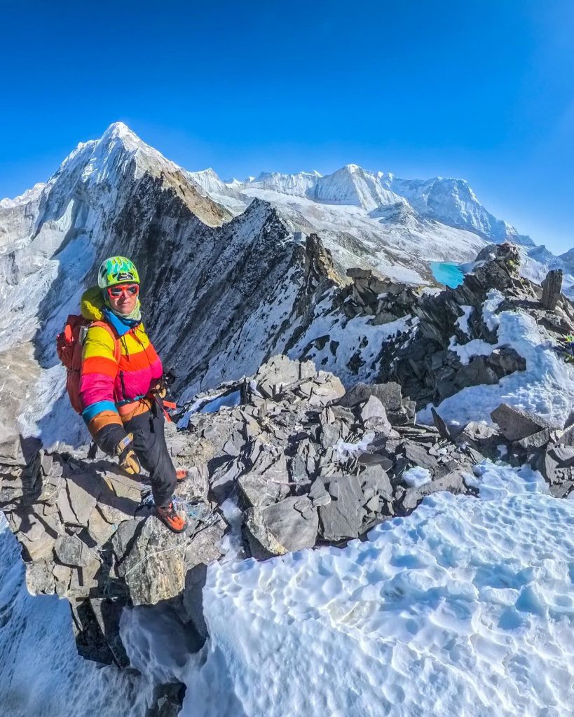 Jost Kobusch sul Mera Peak. L'Everest in solitaria è il suo obiettivo. FB Jost Kobusch