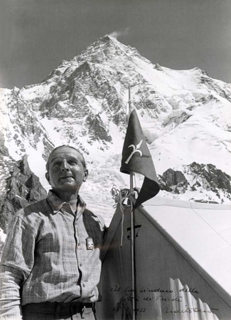 Ardito Desio. Alla spedizione sul K2 del 1954 è dedicata una intera sezione della mostra triestina @ Fototeca dei Civici Musei di Storia e Arte
