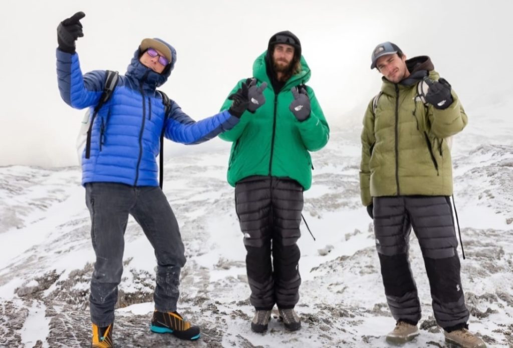 Gli alpinisti canadesi Jackson Marvell, Alan Rousseau e Matt Cornell. Foto Piotr Drozd, Piolets d