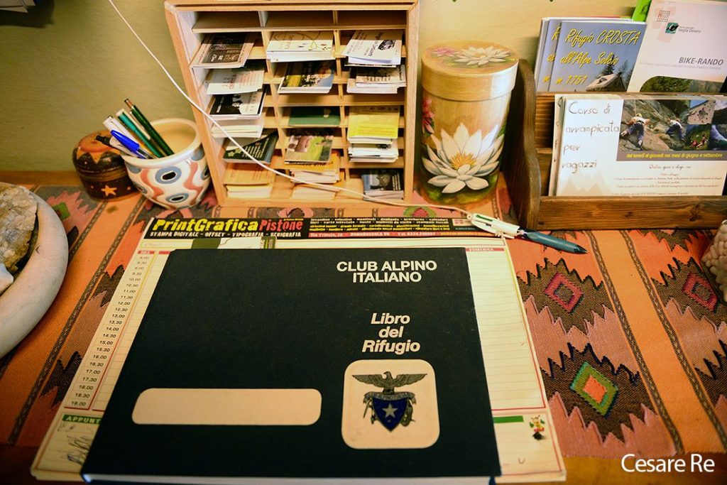 Il libro del Rifugio. Foto Cesare Re