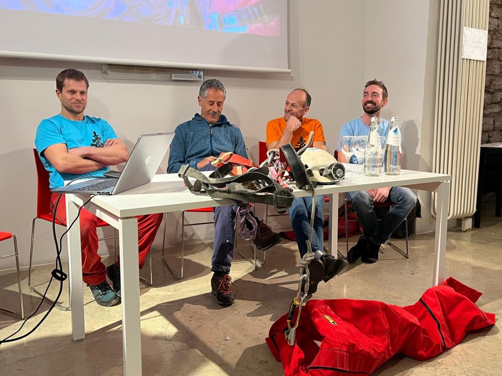 La presentazione alla SAT