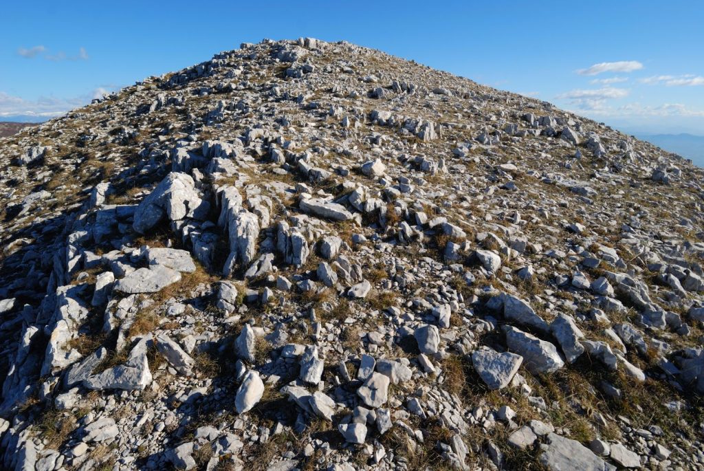 Maranola, il crinale di Monte Altino, foto Stefano Ardito