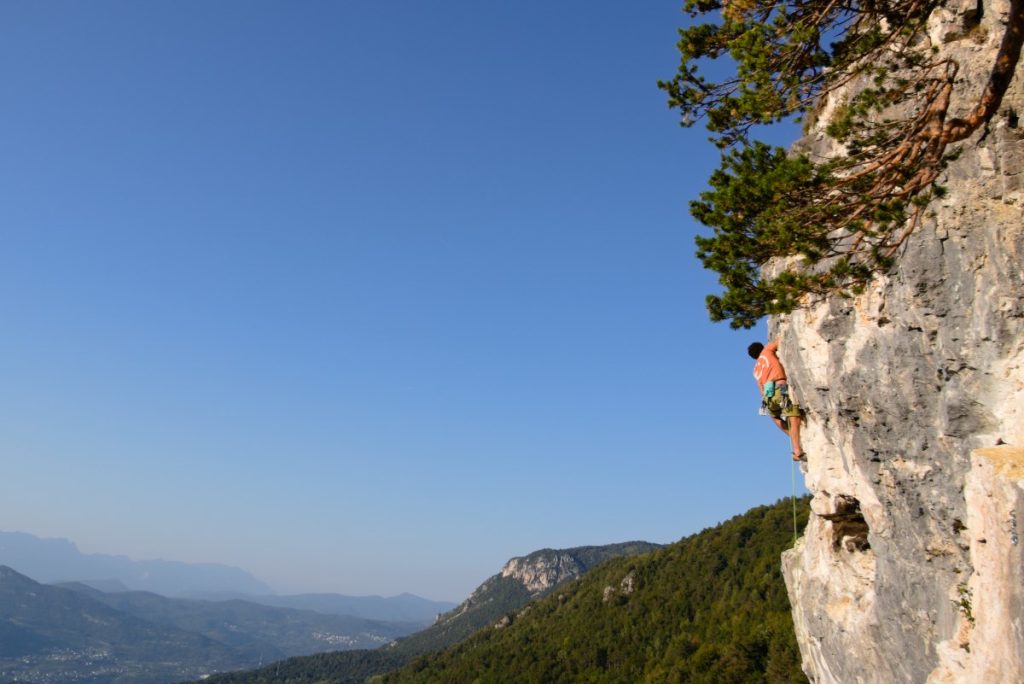 Si arrampica a brevissima distanza dalla città di Trento