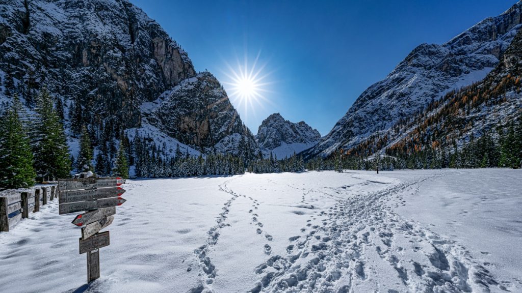 Verso il belvedere sotto il Monte Mattina. Foto Luigi Tassi