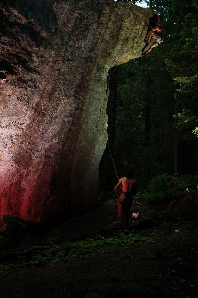 Sopravvivono alle palestre urbane e ai muri d