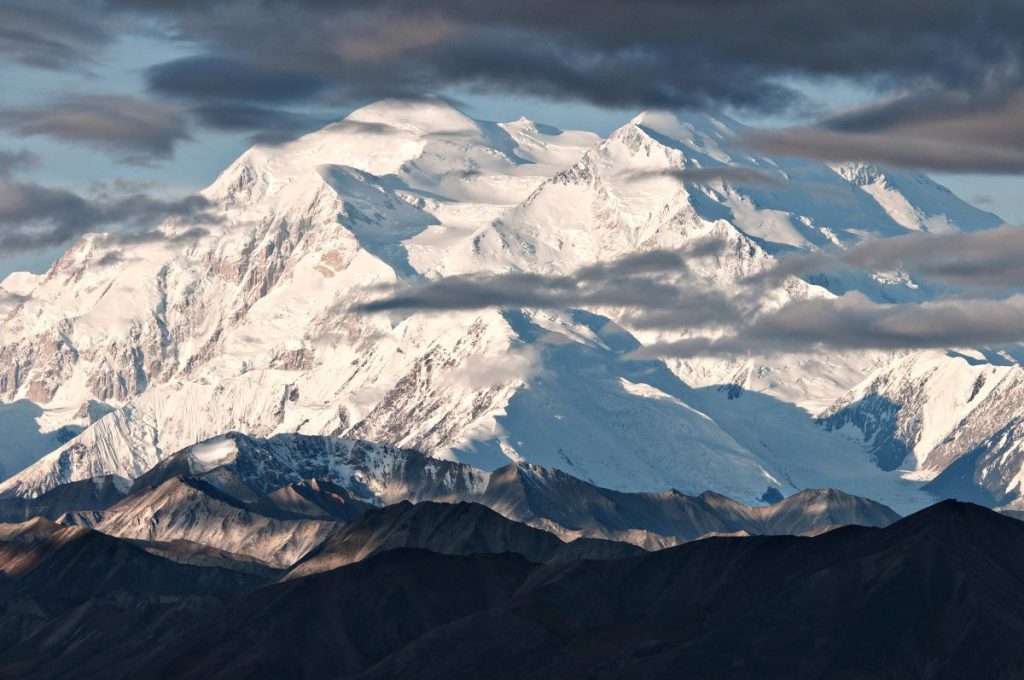 Il Denali, che Donald Trump ha voluto chiamare McKinley come in passato, è la più alta montagna del Nordamerica @ ANSA