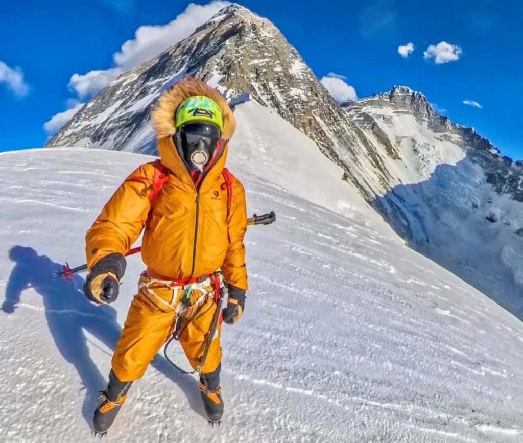 Jost Kobusch sulla Spalla Ovest dell'Everest