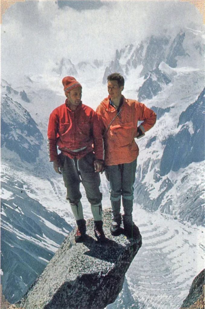 Claude Barbier e Lionel Terray sulla cima del Moine, gruppo del Monte Bianco, nel 1965 @ arch. Barbier