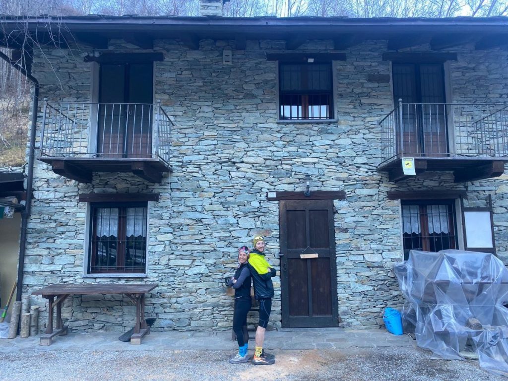 Davanti alla Baita delle Meschie