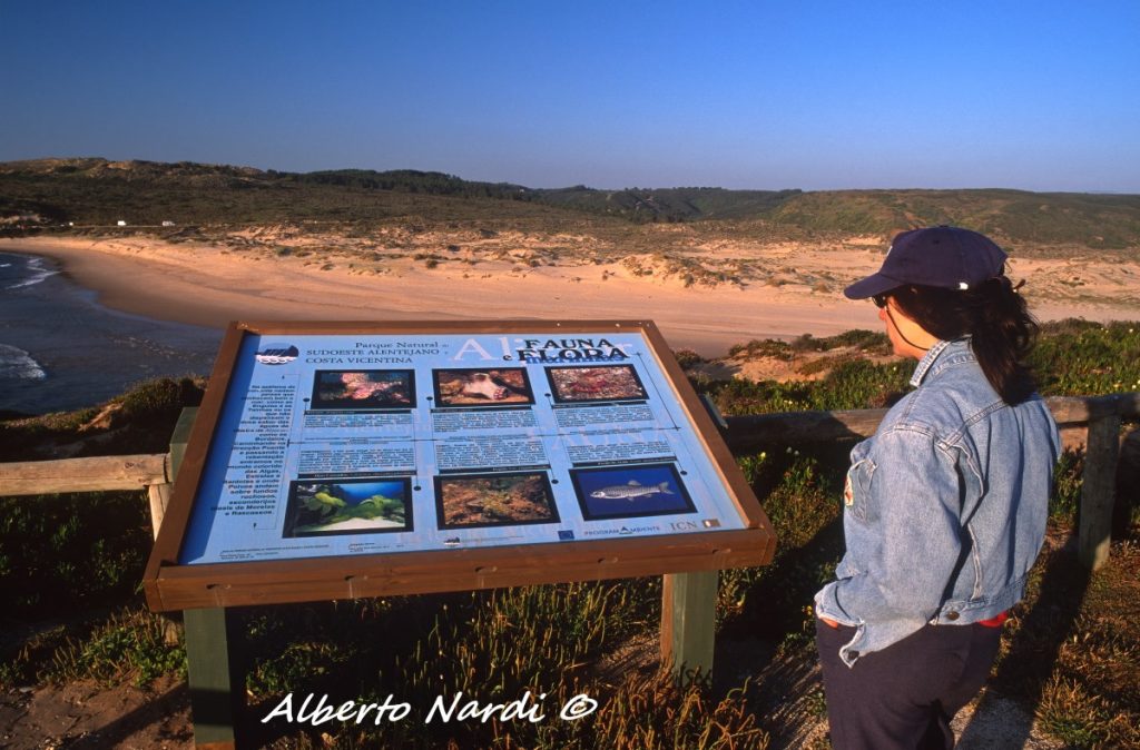 Il Parque Natural do Sudoeste Alentejano e Costa Vicentina è considerato il trattto delle coste europee meglio preservato. Foto Alberto Nardi