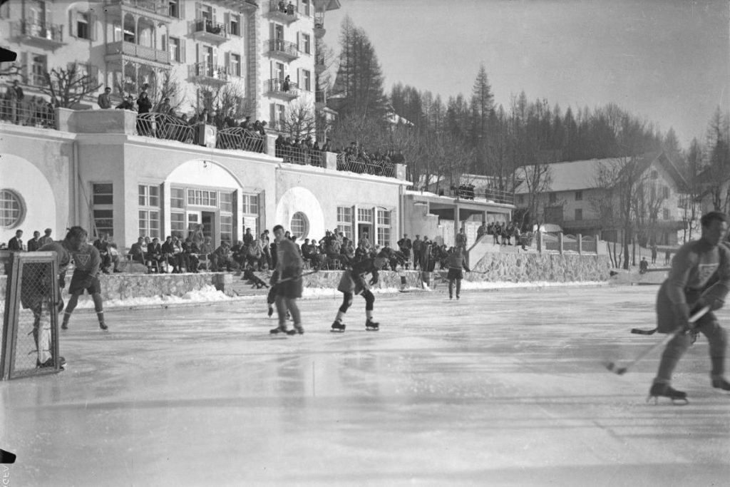 La storica pista per pattinaggio e hockey su ghiaccio dell