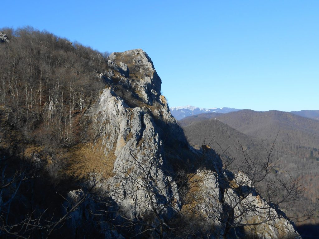 Rocca Barbena. Il versante Nord. Foto Lorenzo Volpe