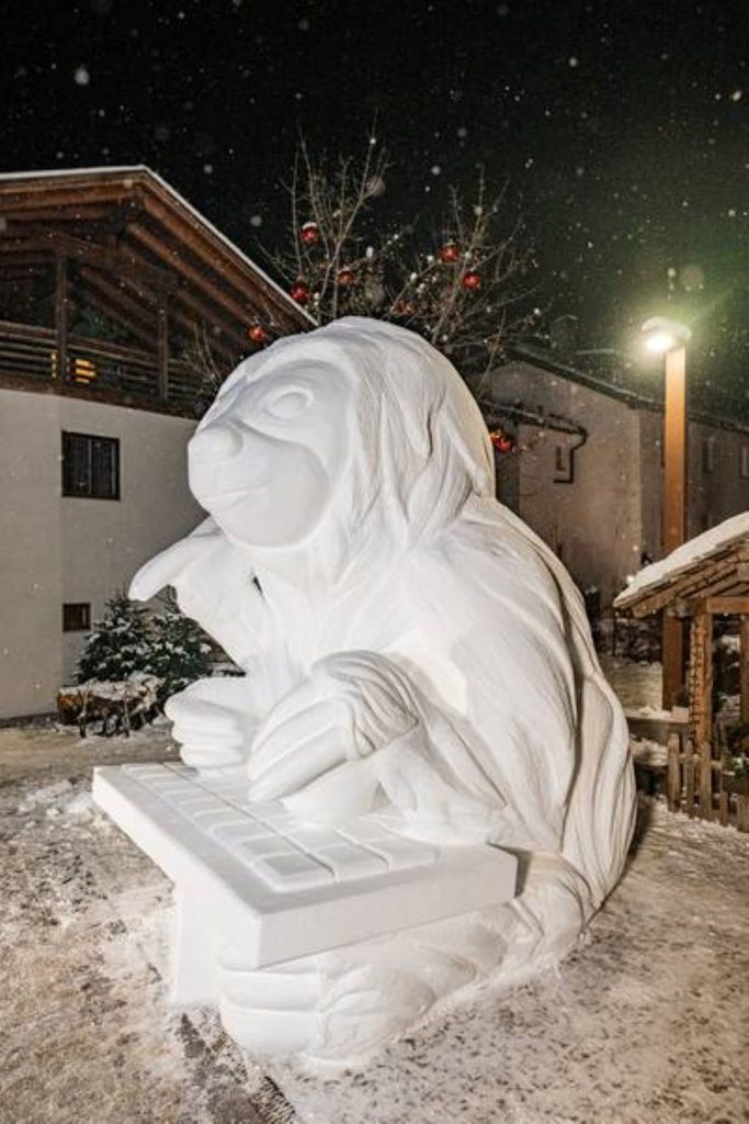 Sculture su neve a San Candido