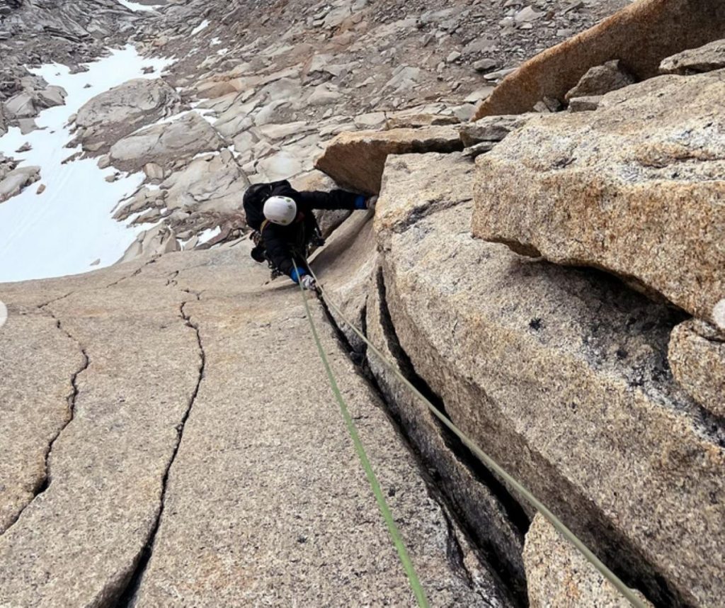 Un momento della scalata. Foto IG Patagonia Vertical