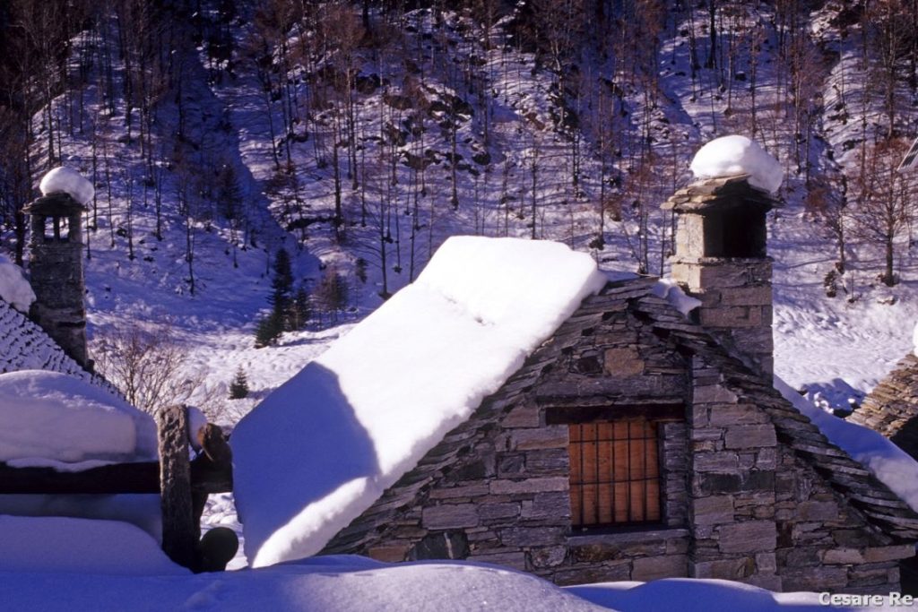 Baite tradizionali in Val Loana. Foto Cesare Re