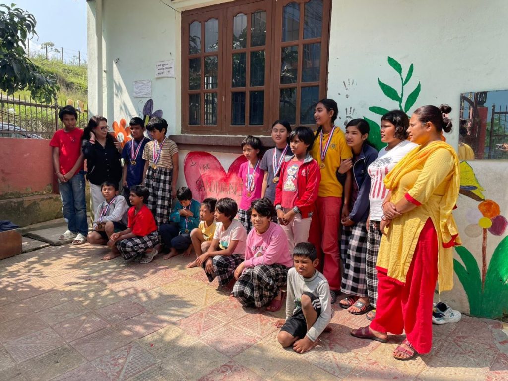 Gli ospiti della casa Sanonani