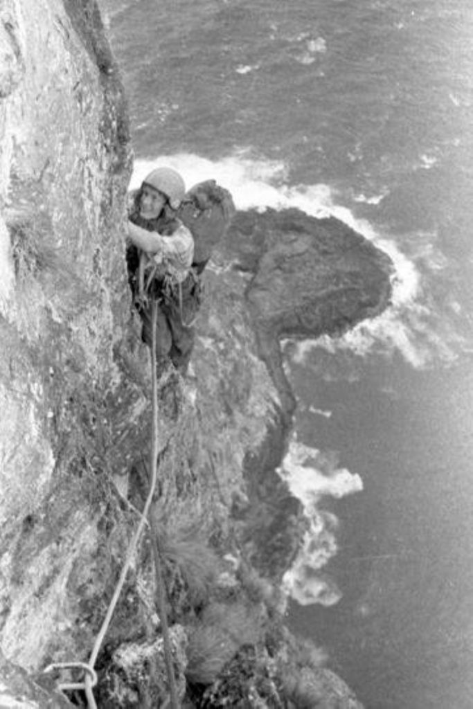 Greg Mortimer durante la sua ascensione @ Australian Museum