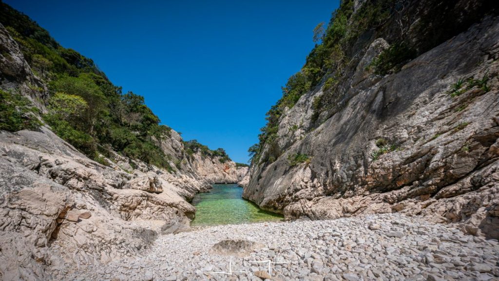 Porto PedroÌsu. Foto Luigi Tassi