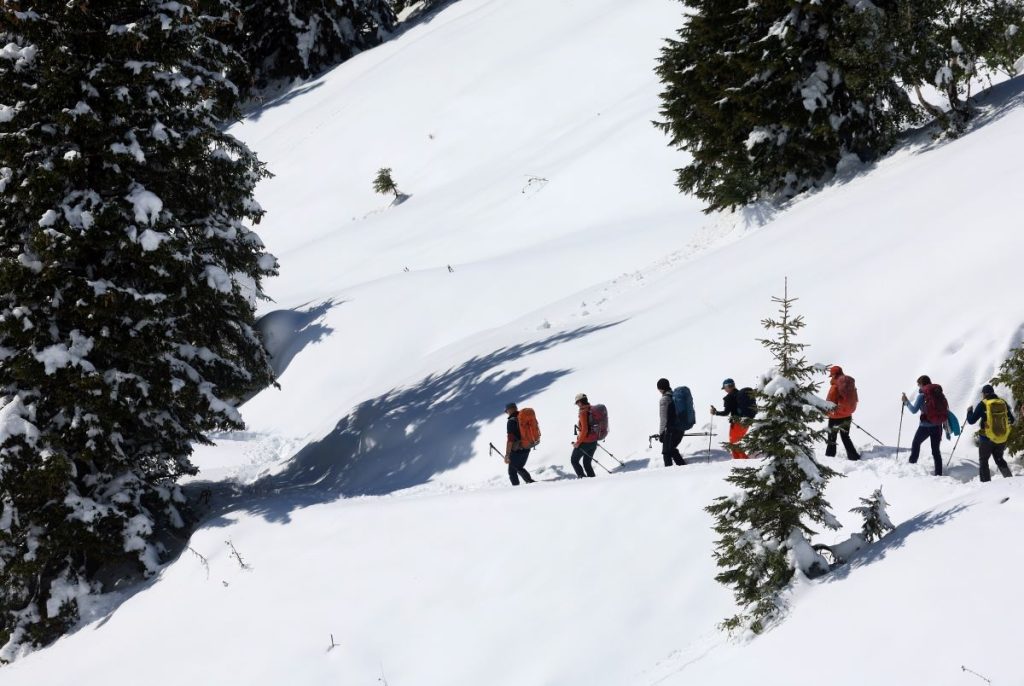 Il piacere del camminare in gruppo @ ANSA, Karl-Josef Hildenbrand