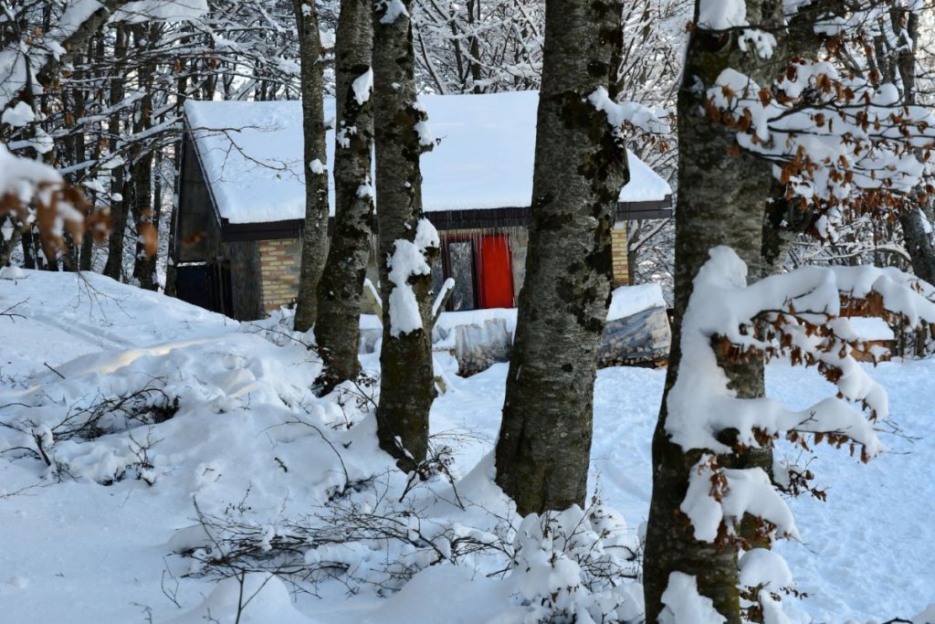 Il rifugio Cima Alta, foto Stefano Ardito