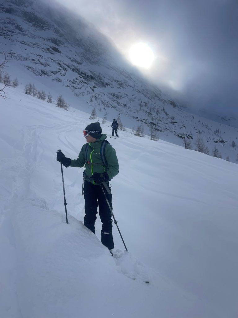 Ombra e sole segnano il brusco confine tra brividi e sudore, foto M. Comi