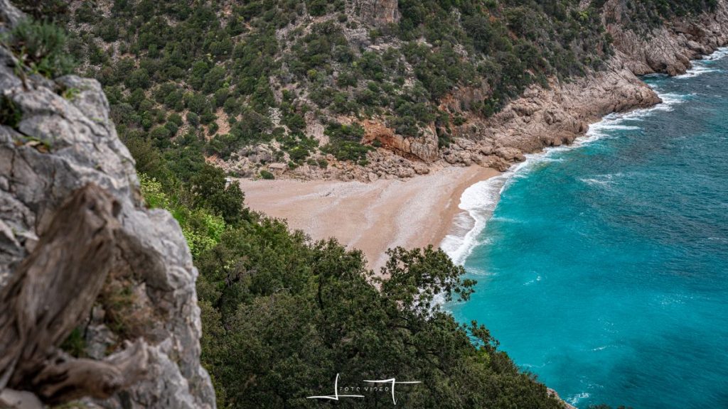Cala Sisine. Foto Luigi Tassi