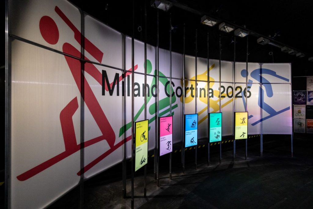 Mostra Anelli di congiunzione - PERFORMANCE. Foto Pierluigi Cattani Faggion