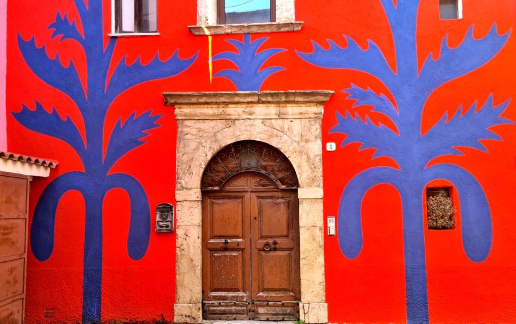 Aielli, murales, foto Stefano Ardito