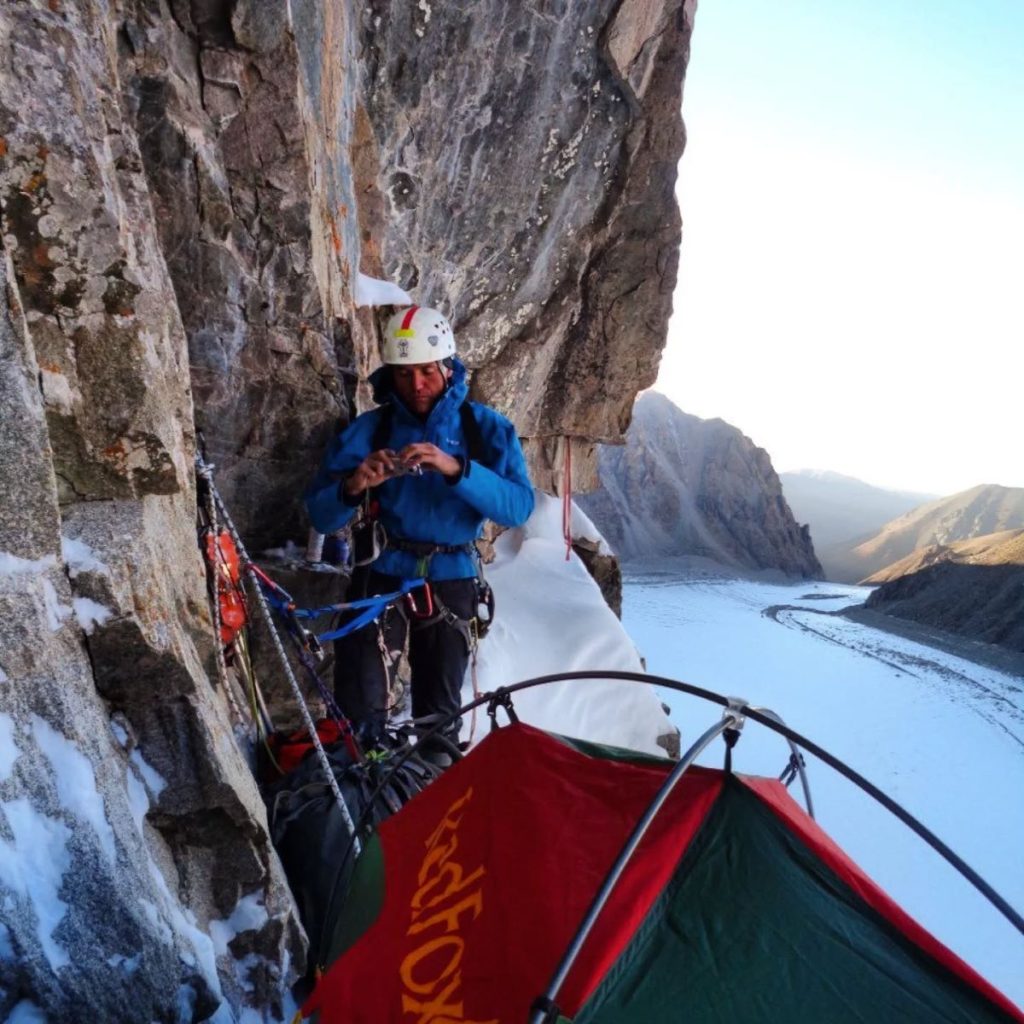 Pivstov durante una recente spedizione. FB Vassiliy Pivstov