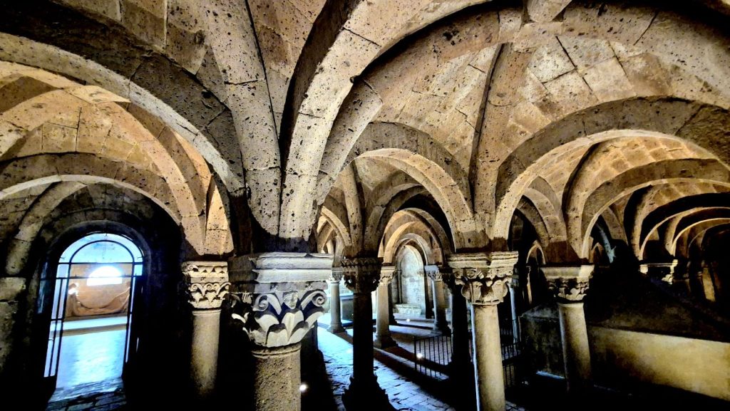 Acquapendente, basilica del Santo Sepolcro, foto Stefano Ardito
