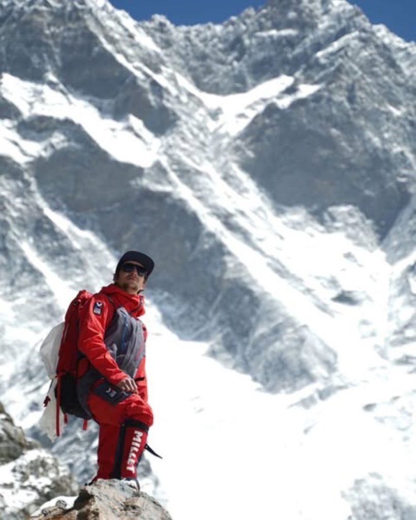 Vadim Druelle davanti ai ghiacci dell