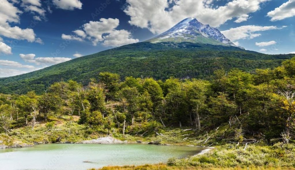 Il Cerro Guanaco @Adobestock_1