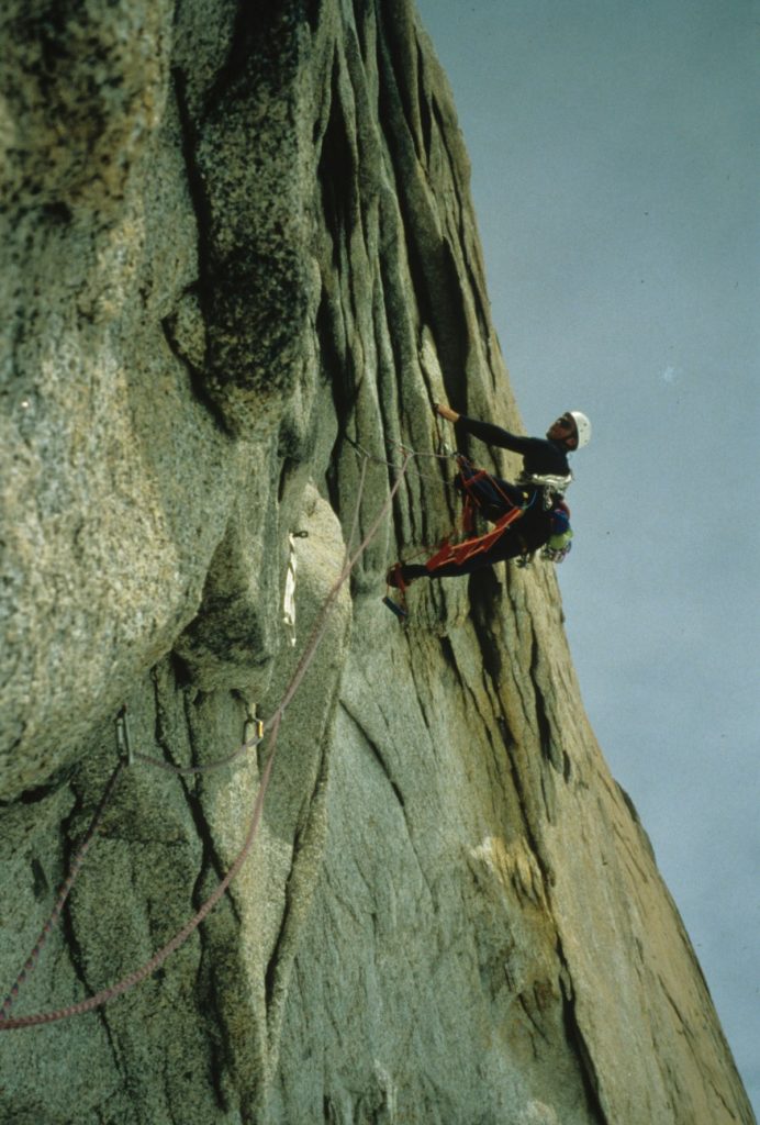 Luca Maspes sul decimo tiro, lo strapiombo del Buso, al terzo giorno di scalata @Luca Maspes