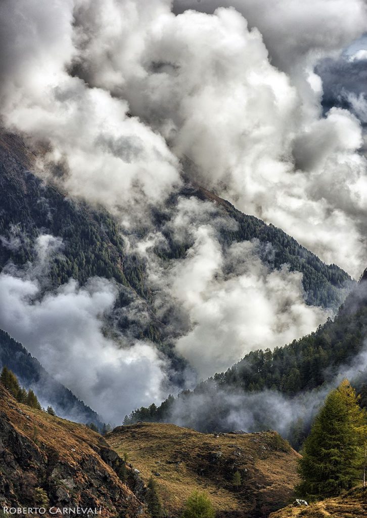 Quando le nuvole danno spettacolo. Foto Roberto Carnevali