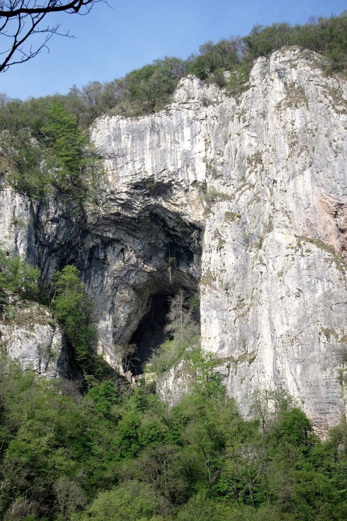 Il Buco del Piombo @ Wikipedia