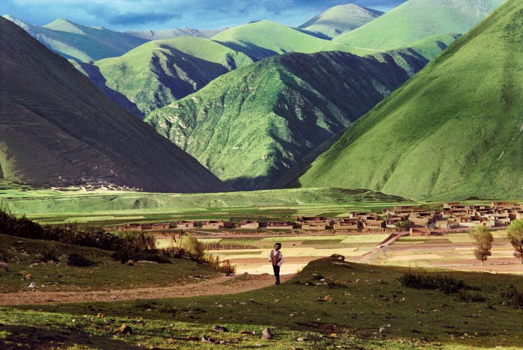 Kandze, Tibet, 2001 @ Steve McCurry