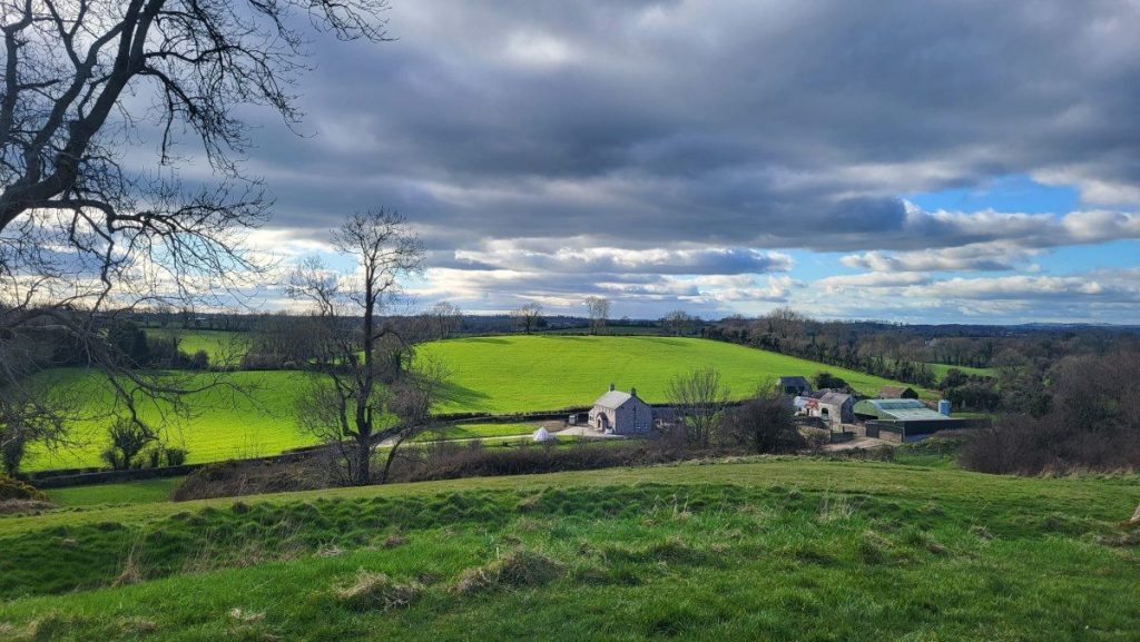 Nei pressi del Navan Centre and Fort di Armagh, punto di partenza dell'itinerario. Foto Monica Malfatti