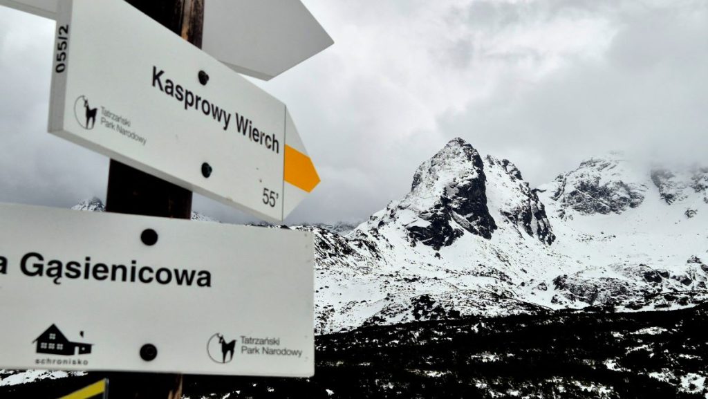 Valle Gaslenicowa, cartelli davanti al Maly Muscielec, foto Stefano Ardito